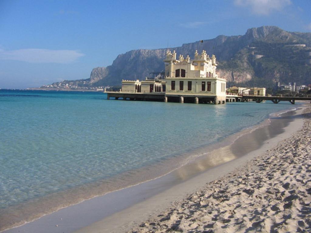 Casa Perciata - Locazione Turistica Διαμέρισμα Mondello Εξωτερικό φωτογραφία